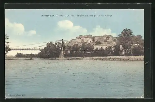 AK Moussac, Le Pont, la Riviere, une partie du village