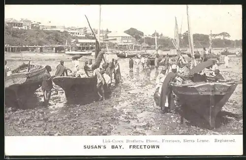 AK Freetown, Susan`s Bay, Boote bei Ebbe