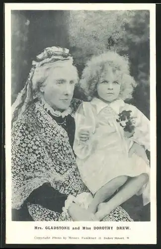 AK Mrs. Gladstone and Miss Dorothy Drew, britische Politikerin