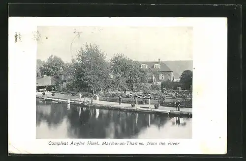 AK Marlow-on-Thames, Compleat Angler Hotel from the River