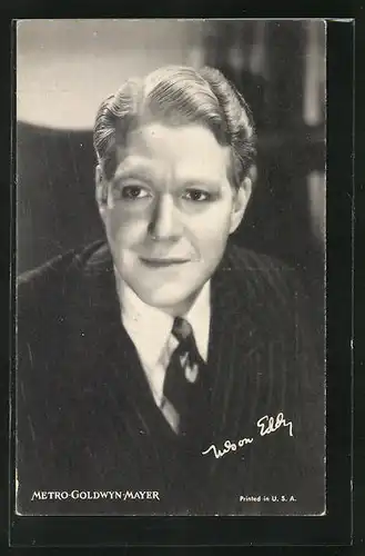 AK Schauspieler Nelson Eddy im Anzug mit toller Frisur porträtiert