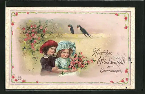 Präge-AK Kinder mit Blumen und Vögeln auf einer Mauer, Geburtstagsglückwunsch