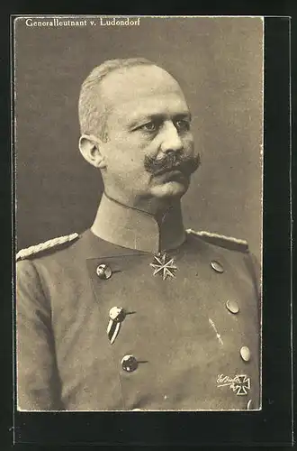 AK Generalleutnant Erich Ludendorff in Uniform mit Pour le Merite