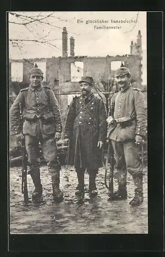 AK Französischer Kriegsgefangener im Lager mit zwei deutschen Soldaten