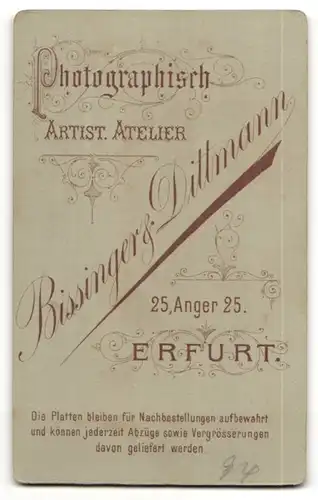 Fotografie Bissinger & Dittmann, Erfurt, Vollbärtiger Mann im Jacket