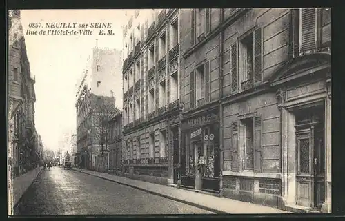 AK Neuilly-sur-Seine, Rue de l'Hotel de Ville