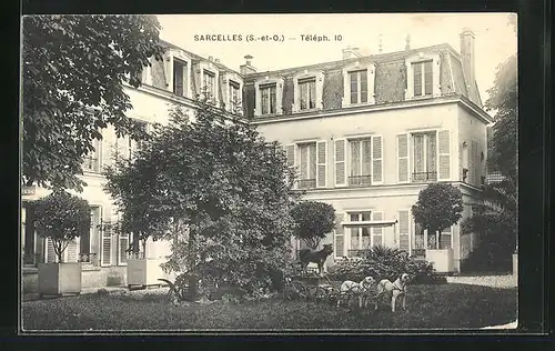 AK Sarcelles, Villa et Jardin, Téléph. 10