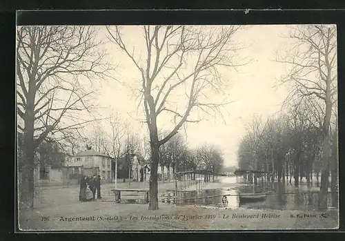 AK Argenteuil, Les Inondations 1910, Le Boulevard Heloise