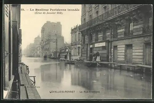 AK Levallois-Perret, La Rue Fromont, Hochwasser 1910