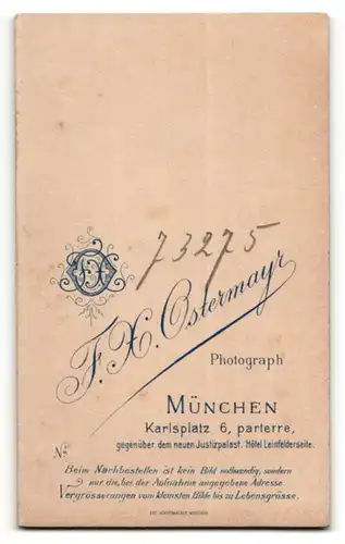 Fotografie F. X. Ostermayr, München, junger Soldat mit Schulterklappen