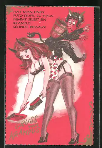 AK Krampus mit Frau in Reizwäsche, Strapse und und Schürze, trägt Teufelshörner und kehrt mit Handfeger und Schaufel