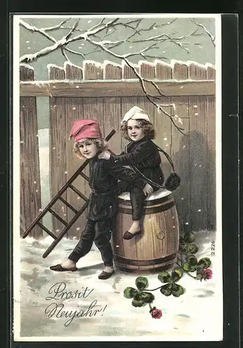 AK Schornsteinfeger Kinder sitzen auf Fass im Winter, Kleeblätter