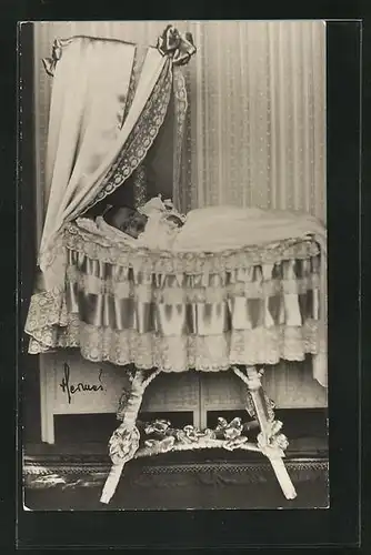 AK Prinsessan Birgitta von Schweden im Kinderbett