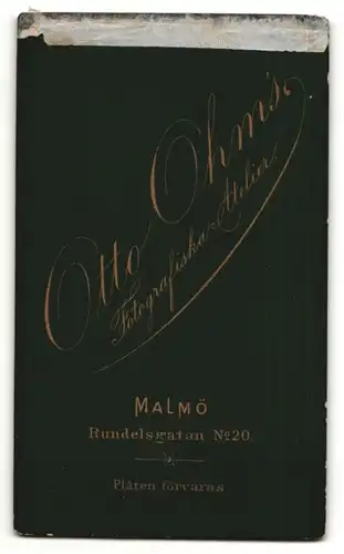 Fotografie Otto Ohm, Malmö, Portrait junger Mann mit Oberlippenbart