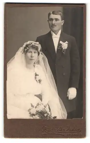 Fotografie Björkzells Atelier, Fränsta, Portrait Braut und Bräutigam, Hochzeit