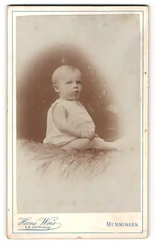 Fotografie Hans Weis, Memmingen, Portrait Kleinkind in Leibchen