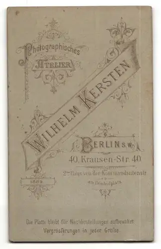 Fotografie Wilhelm Kersten, Berlin, Portrait junger Herr mit Bart