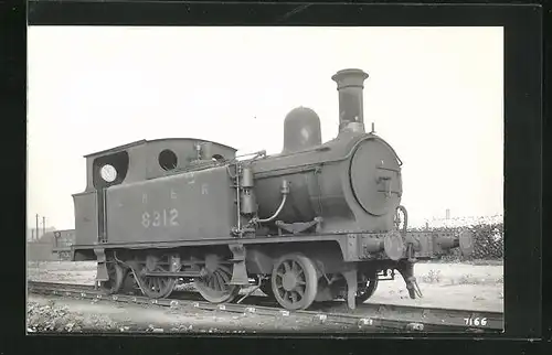 Foto-AK englische Eisenbahn, Lokomotive Nr. 8312 der LNER