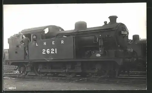 Foto-AK englische Eisenbahn, Lokomotive Nr. 2621 der LNER