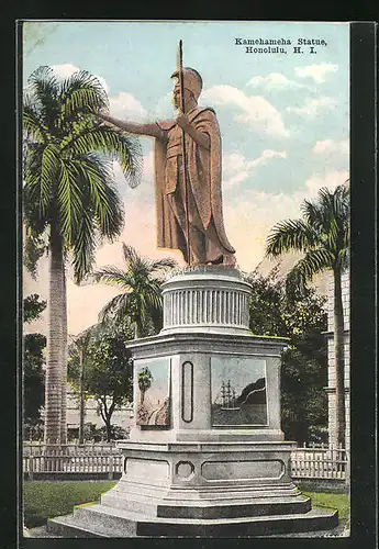 AK Honolulu, HI, Kamehameha Statue