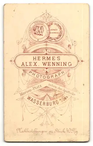 Fotografie Hermes Alex. Wenning, Wasserburg a/Inn, Portrait junger Mann mit zeitgenöss. Frisur