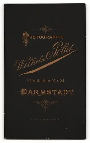 Fotografie Wilhelm Pöllot, Darmstadt, Portrait stattlicher junger Mann mit Zwicker und Oberlippenbart