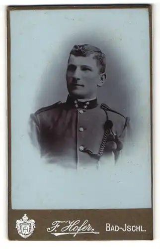 Fotografie Franz Hofer, Bad Ischl, Soldat in Uniform mit vier Sternen
