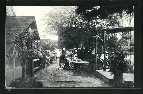 AK Pontchartrain, Moulin de Bicherel, L`Entree de la Terrasse