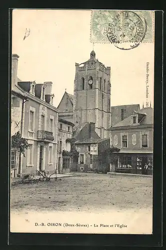 AK oiron, La Place et l'Eglise