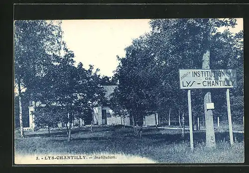 AK Lys-Chantilly, Institution