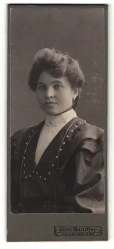 Fotografie Otto Günther, Hohenmölsen, Portrait Fräulein mit Hochsteckfrisur
