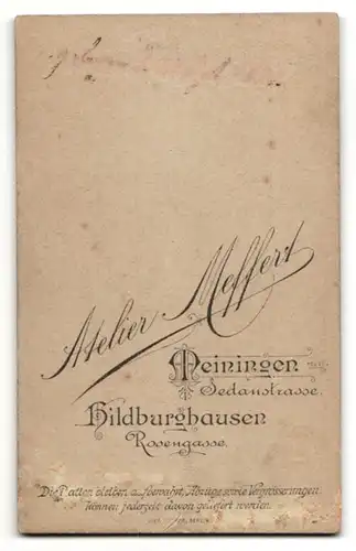 Fotografie Atelier Meffert, Meiningen & Hildburghausen, Portrait junger Herr mit Seitenscheitel im Anzug
