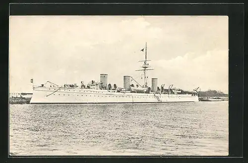 AK Russisches Kriegsschiff Novik vor Anker