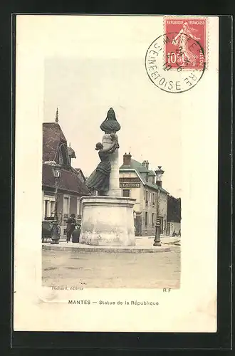 AK Mantes, Statue de la Republique