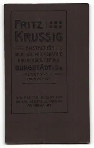 Fotografie Fritz Krussig, Burgstädt /Sa. , Mann mit Schnurrbart und dunkler Krawatte