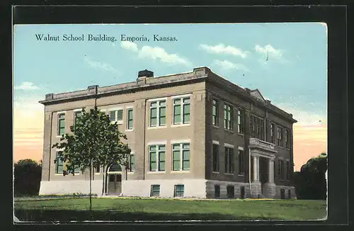 AK Emporia, KS, Walnut School Building