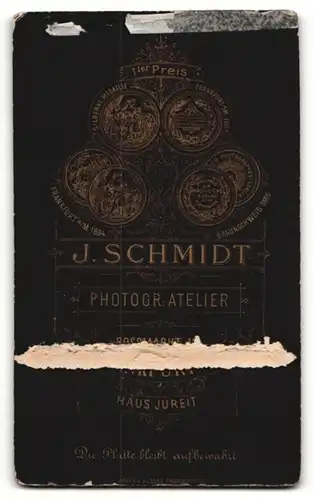 Fotografie J. Schmidt, Frankfurt a/M., Junge im Jacket mit Seitenscheitel