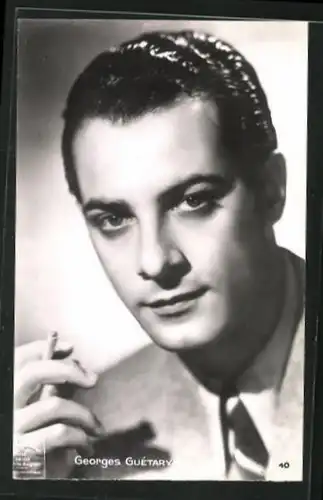 AK Schauspieler Georges Guetary mit Zigarette