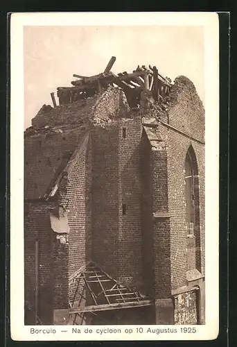 AK Borculo, Na de cycloon op 10 Augustus 1925, Schäden an der Kirche nach Unwetter