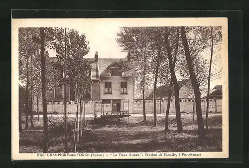 AK Champigny-sur-Yonne, Le Vieux Bateau, Pension de Famille