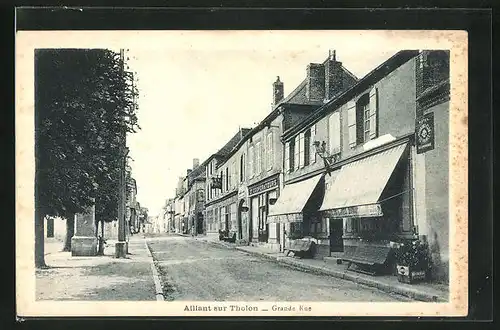 AK Aillant sur Tholon, Grande Rue, Denkmal