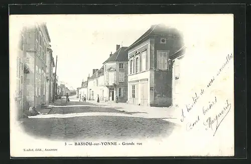 AK Bassou-sur-Yonne, Grande rue, Gebäudeansichten