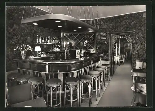AK Berlin-Schöneberg, Eva-Bar, Innenansicht, Motzstrasse 34