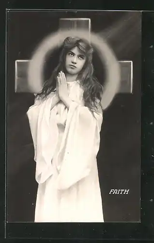AK Allegorie, hübsches Mädchen betet vor einem Kreuz, Faith