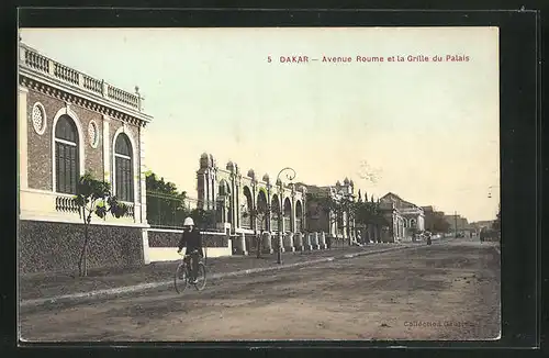 AK Dakar, Avenue Roume et la Grille du Palais
