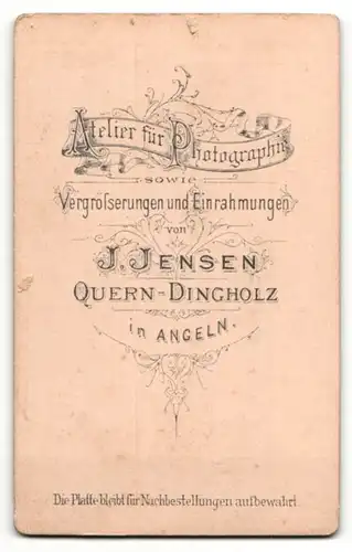 Fotografie J. Jensen, Quern-Dingholz, junger Mann im Jacket mit schwachem Oberlippenbart