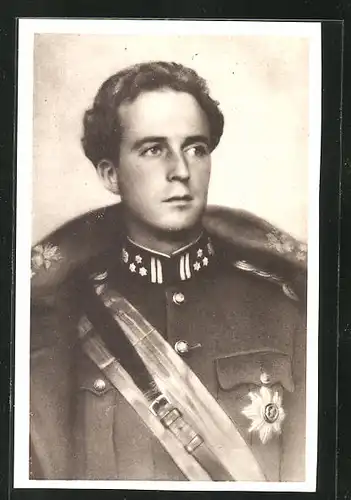 AK Leopold III, Roi des Belges, König von Belgien in Uniform mit Schärpe