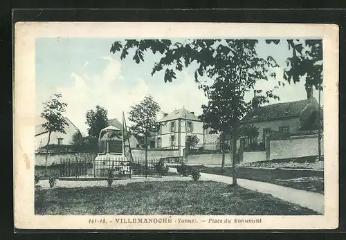 AK Villemanoche, Place du Monument