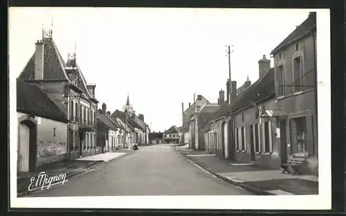 AK Arces, La Grande Rue, Strassenpartie