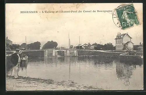 AK Migennes, L`Écluse et l`Avant-Port du Canal de Bourgogne